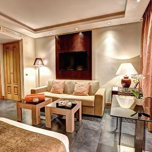 Studio de Luxe